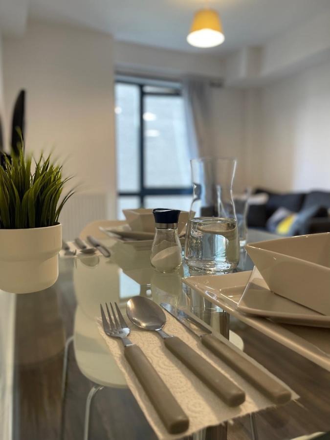 Modern Spacious 1 Bed Flat In Birmingham City Centre With Free Parking, Fast Free Wifi And Netflix 외부 사진
